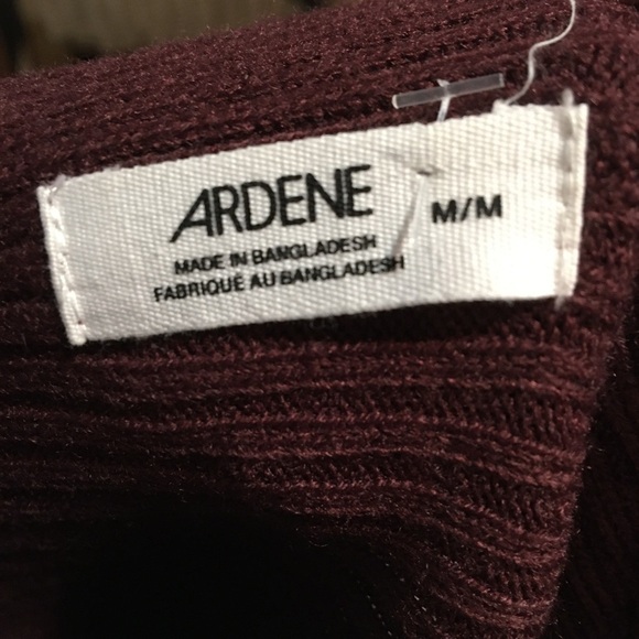 Ardene Off-the-Shoulder Burgundy Sweater - Picture 2 of 2